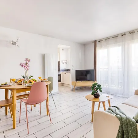 Au Coeur De Disneyland, Gare & Shopping A 2 Pas Apartment